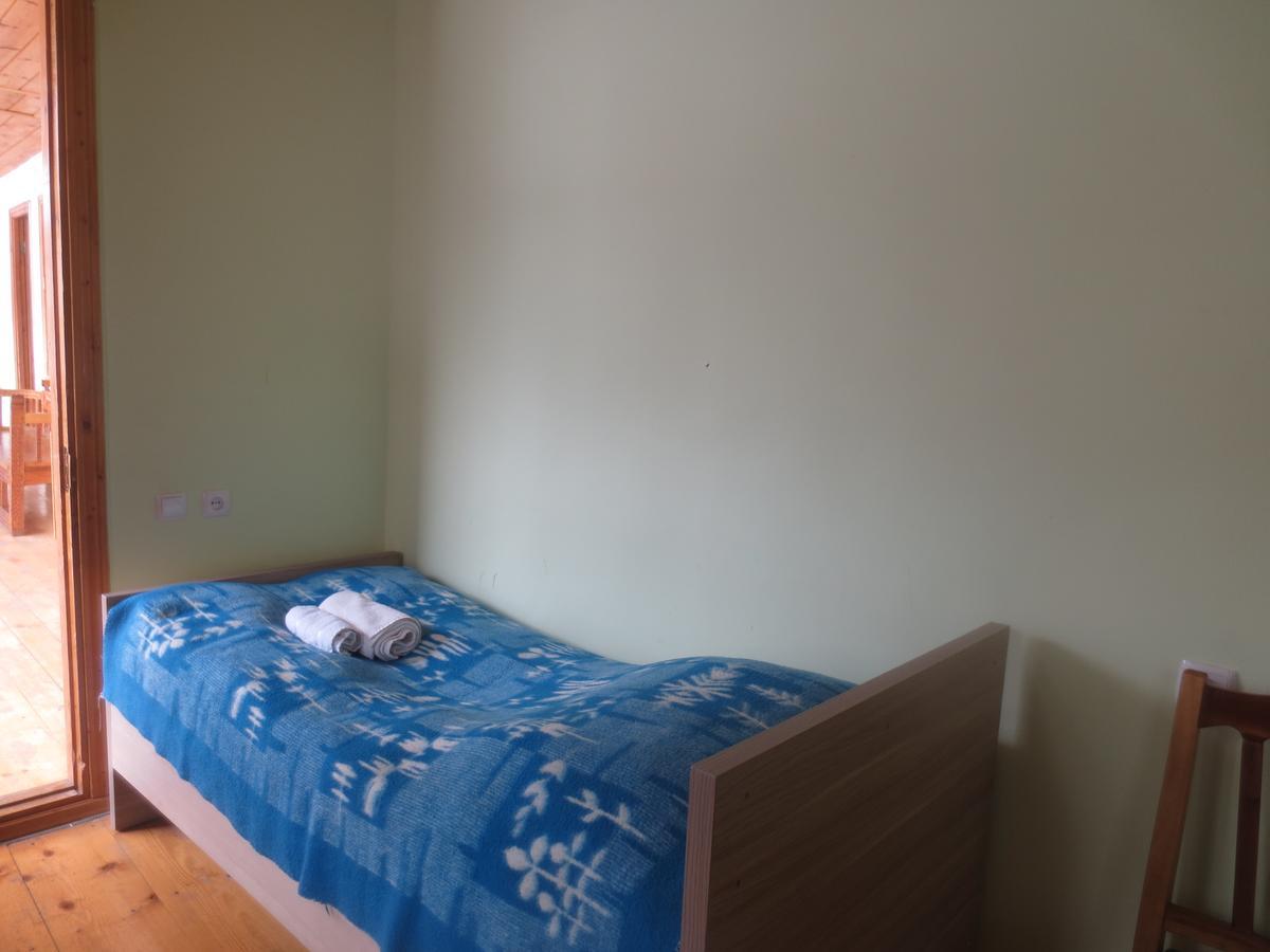 Irma Beso & Aleko Khergianis Guesthouse Mestia Luaran gambar